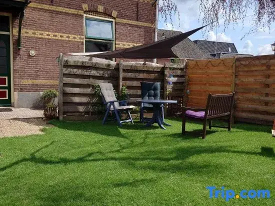 Oude Haven Borculo,  Old Harbour, with a lovely 2-person box spring