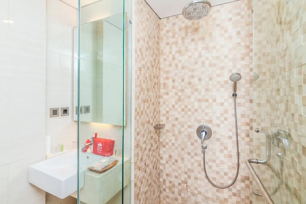 ZEN Rooms Denpasar Gatot Subroto
