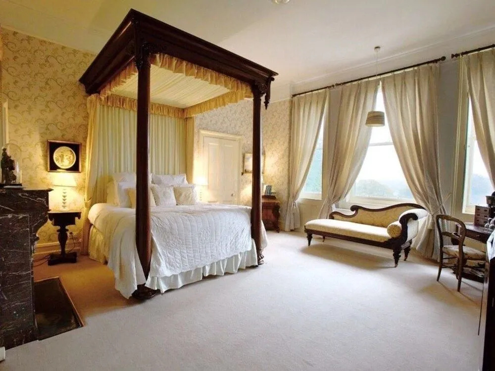 Clonalis House