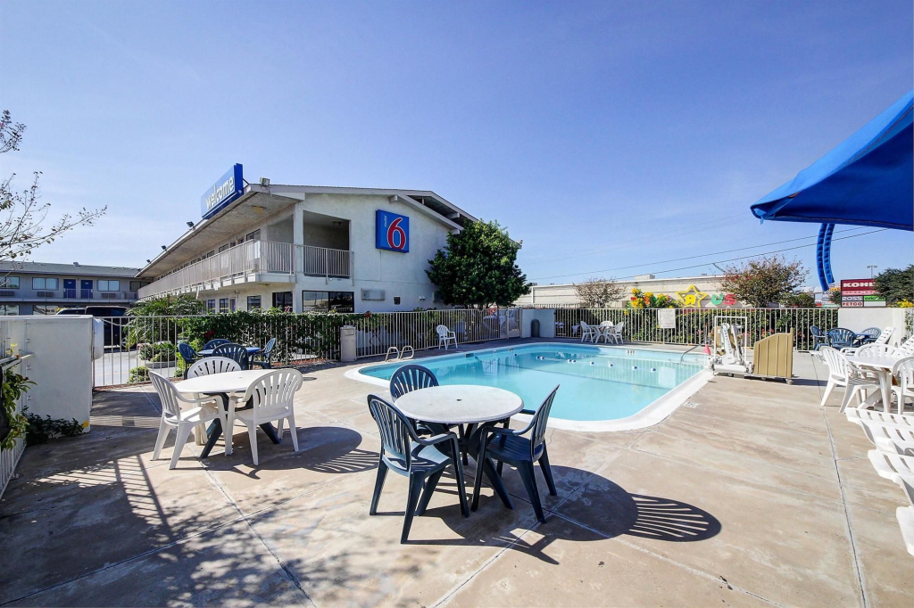 Motel 6-Laredo, TX - South