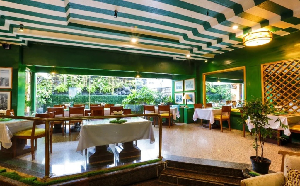 Johns Pardede International Hotel