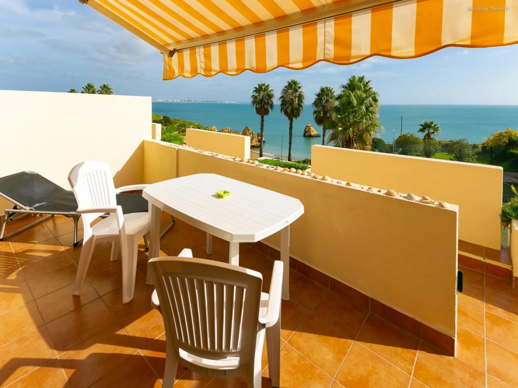 A15 - Dona Ana Cliff Apartment