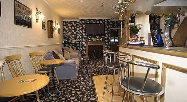 Avalon Hotel - Guest House