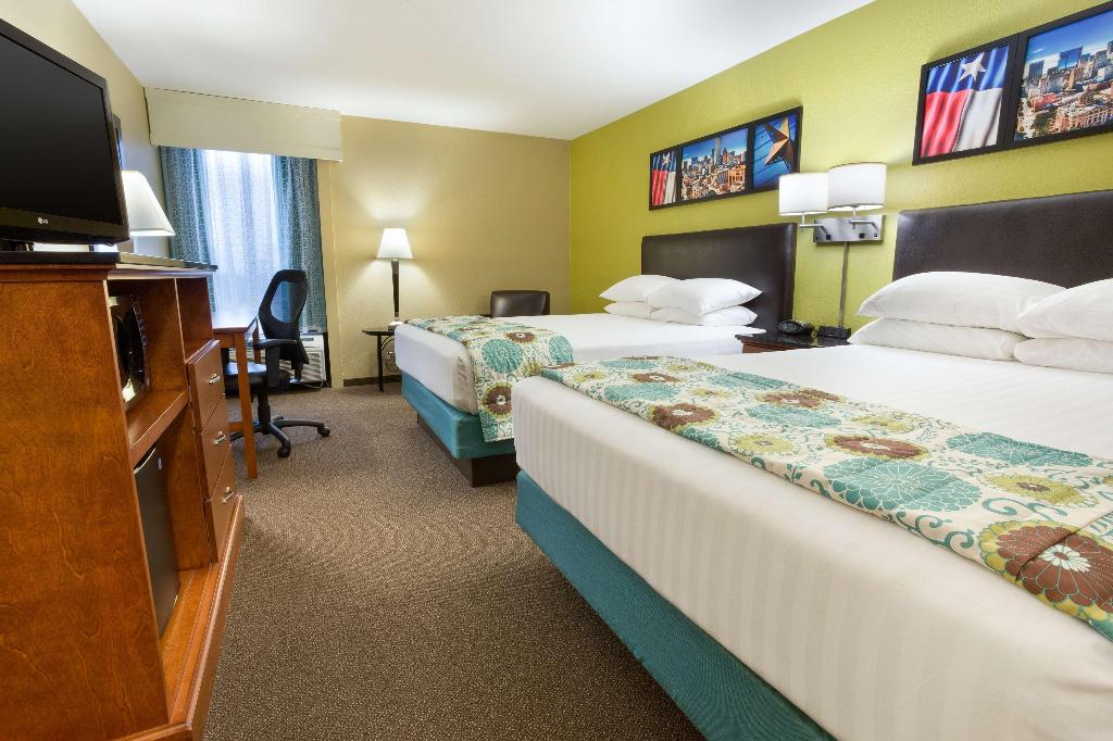 Drury Inn & Suites Houston Galleria