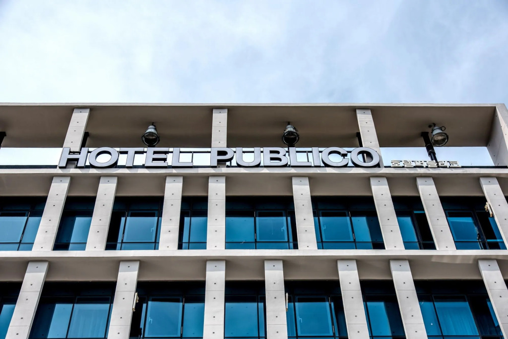 Publico Hotel