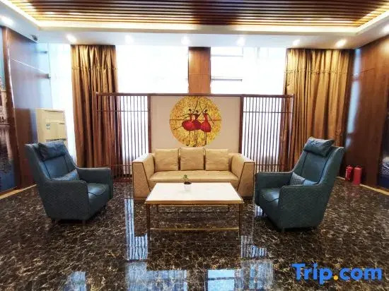 Yunpu International Hotel (Foshan Lecong Furniture World)