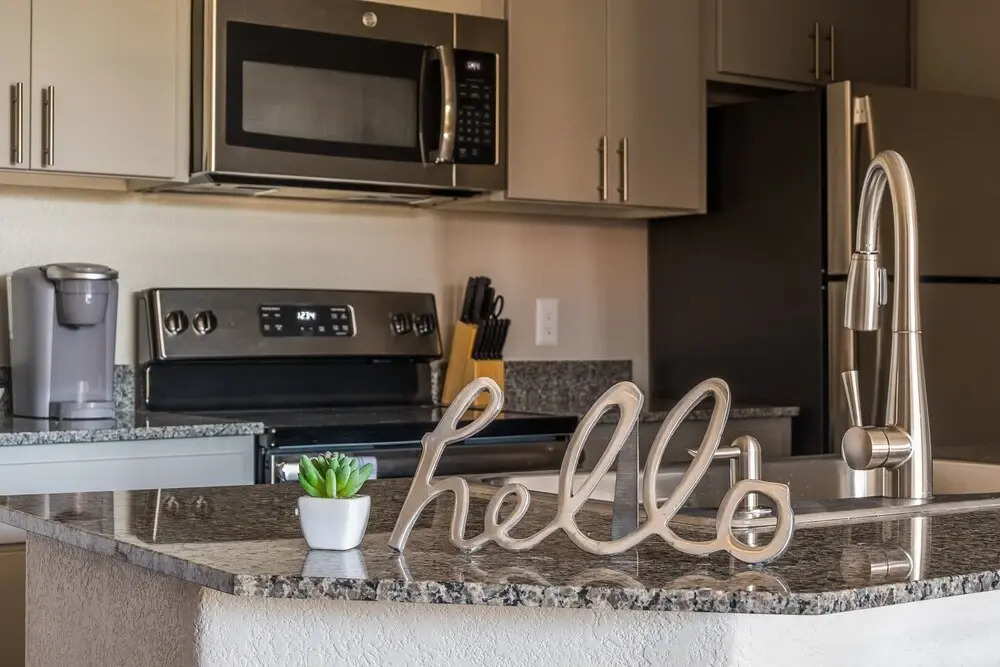 FRONTDESK North Scottsdale Paradise Valley Apts