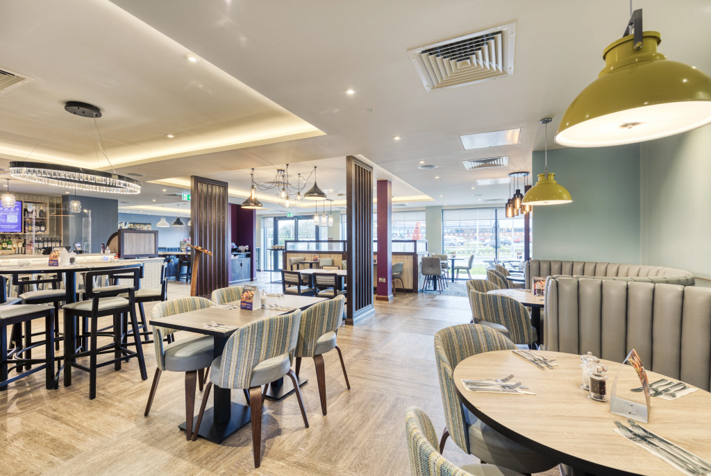Отель Premier Inn Faversham