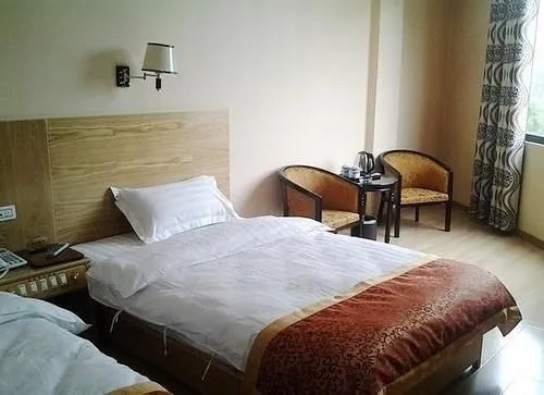 Liang Guang Business Hotel- Guilin