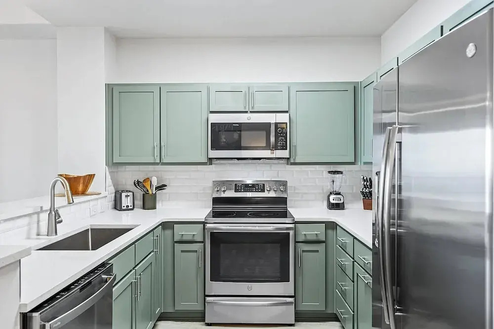 Salt and Shore Escape Sleeps 7