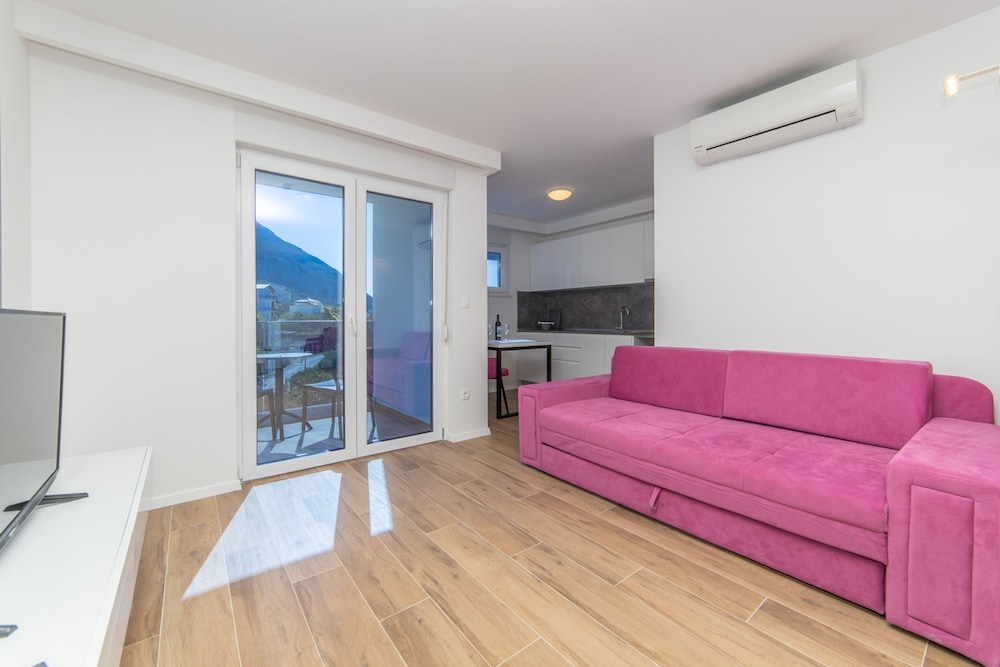 Altiora Prestige Residence 305
