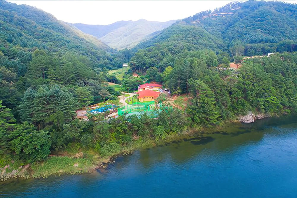 Hongcheon Buisson Blue Pension
