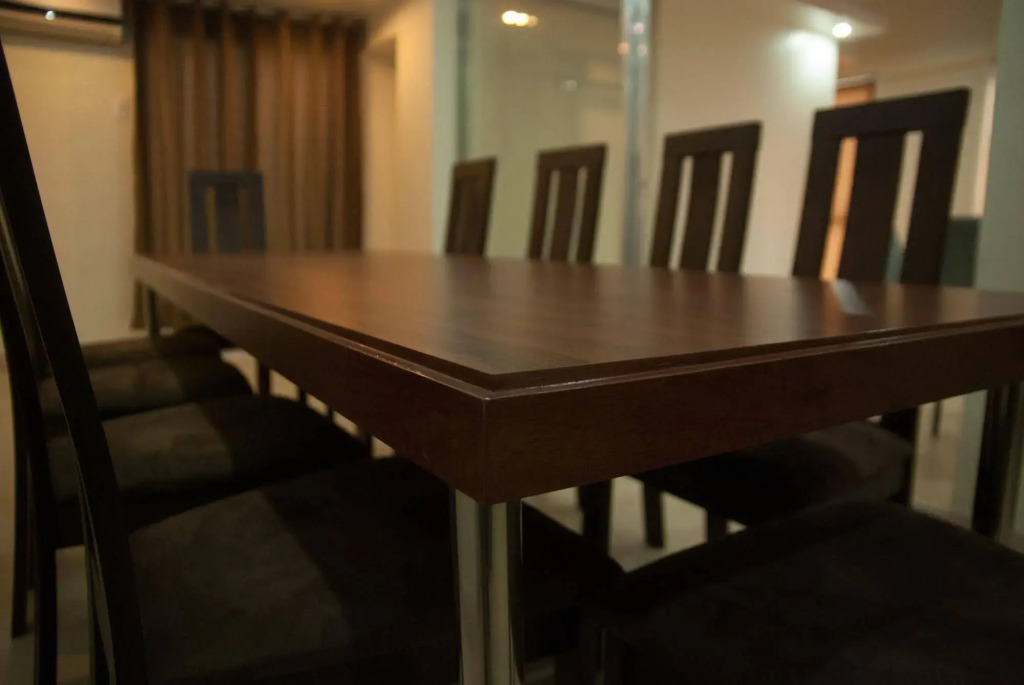 M Suites Hotel