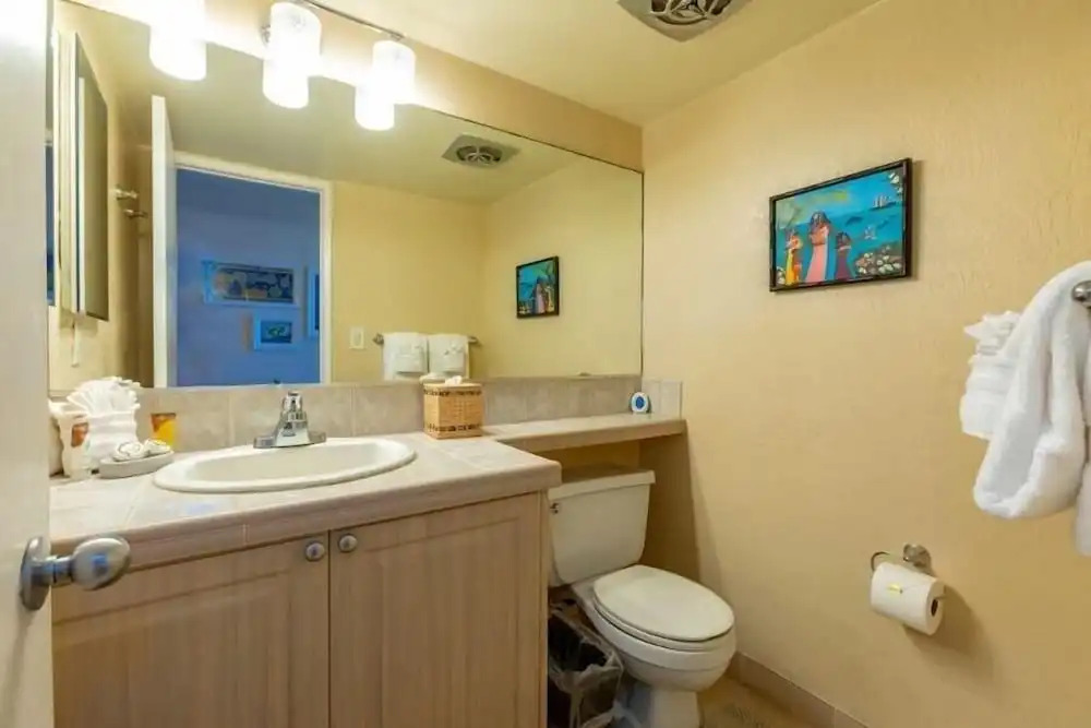Kihei Surfside #102 1 Bedroom Condo by RedAwning
