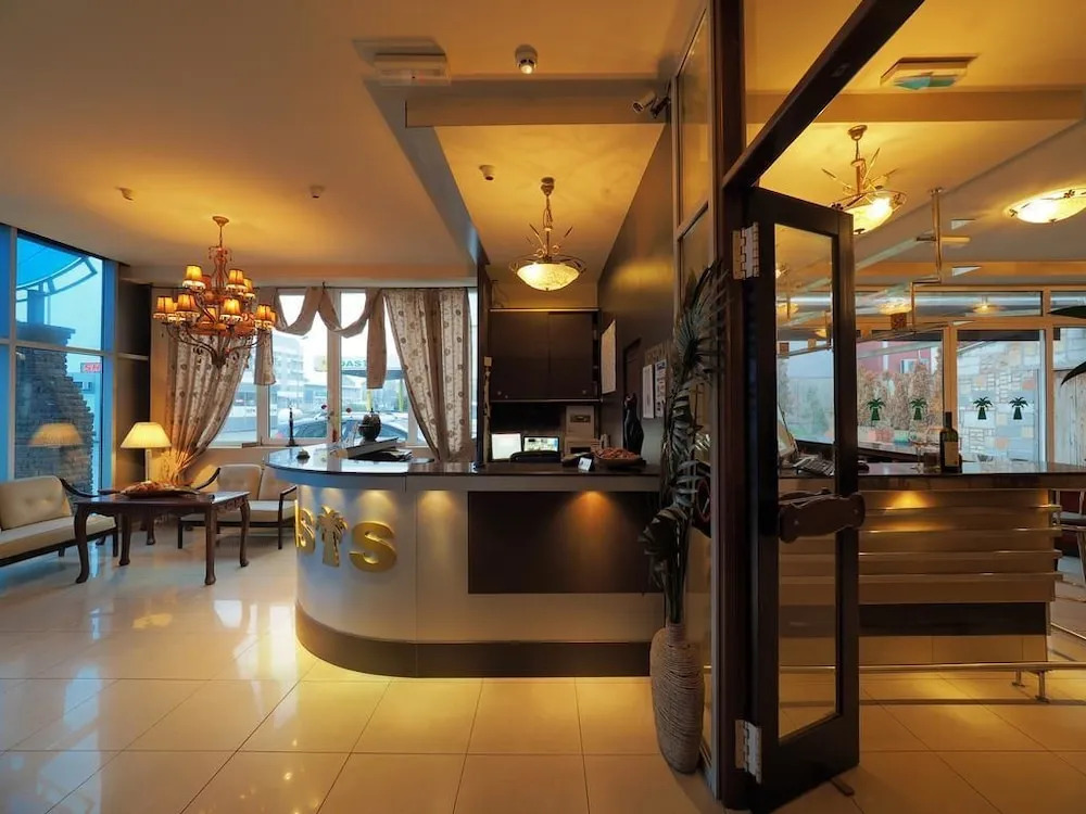 Hotel Oasis