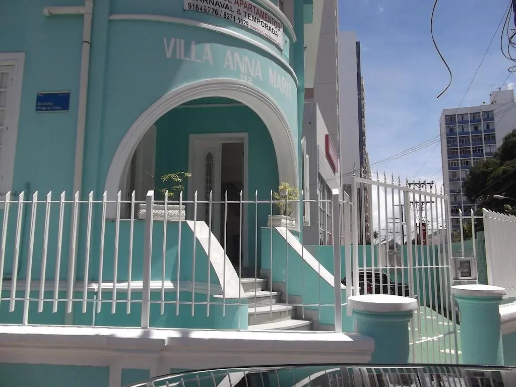 Porto das Palmeiras Hostel