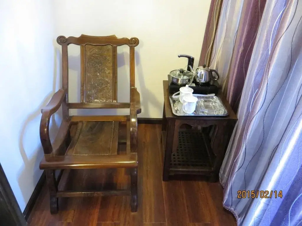 Yongxia Naxi Boutique Inn