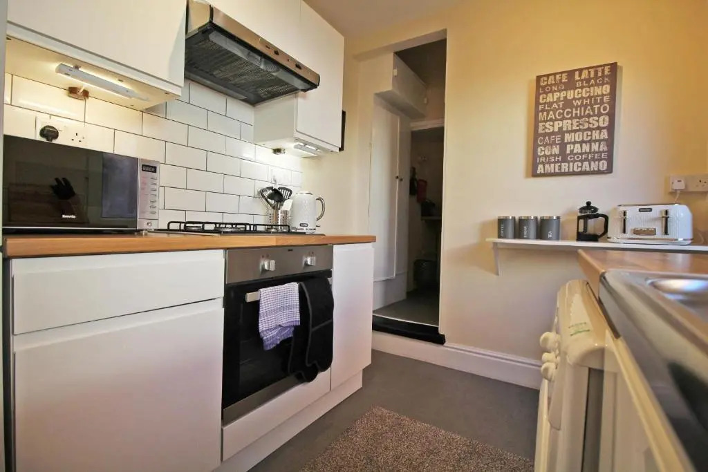 Close to the City, Classic Chester Home to sleep 6