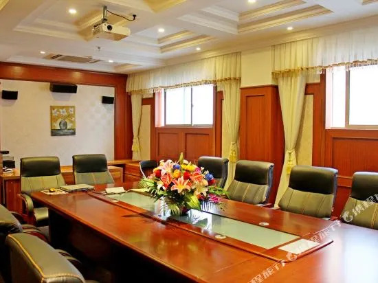 Manni Fei Holiday Hotel