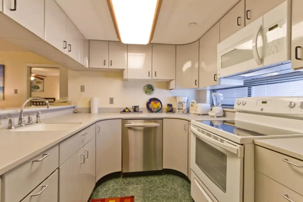 Saida Royale Condominium 9017