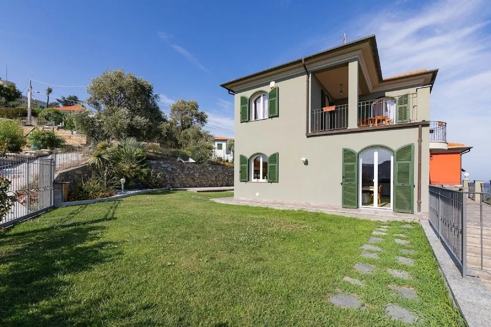 Villa Lalla