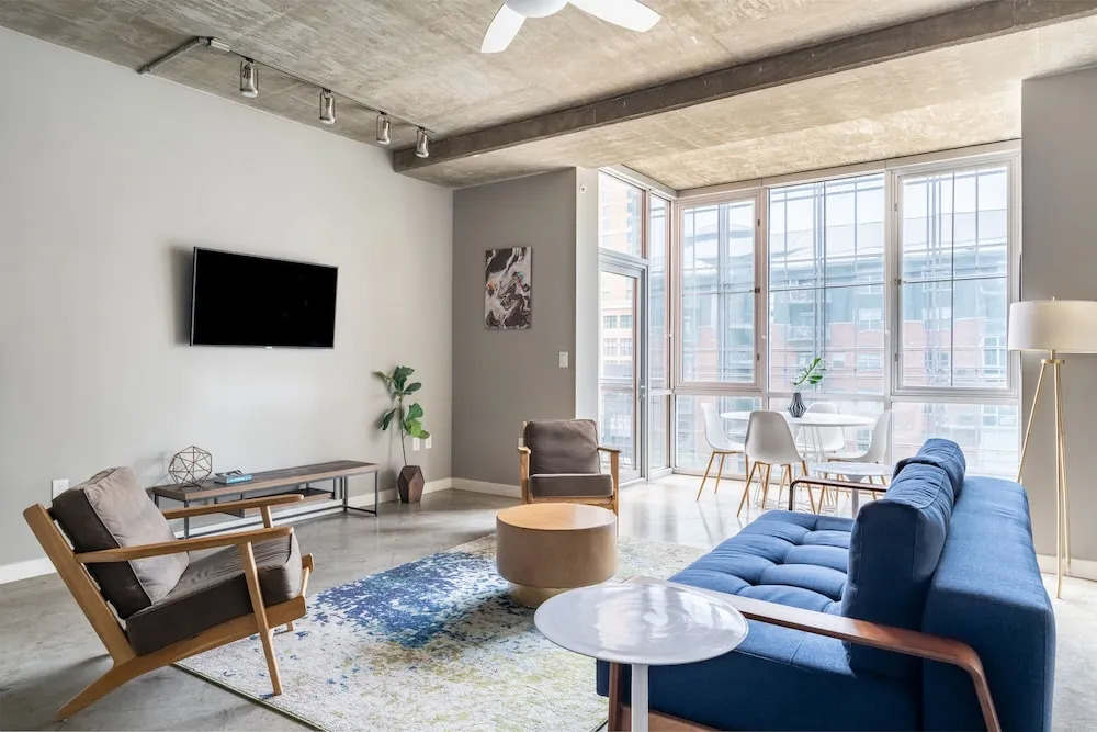 AMLI Downtown by Kasa Austin Downtown