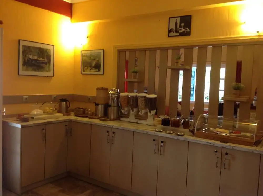 Hotel Nostos