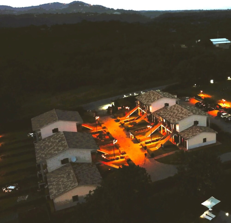 Residence with swimming pool in Sorano