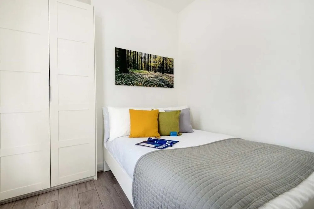 The Armadale Road Residence I