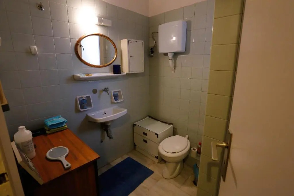 Spacious, big apartment for 6 persons in the center of Athens