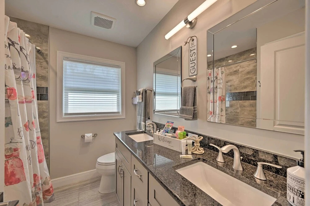 Pool, Dock, Game Room: Cape Coral Canal Home