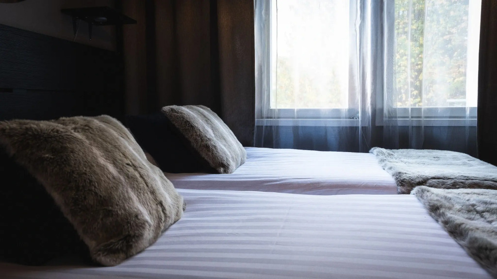 Hotel Golden Circle Suites