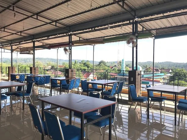 Zentra Hotel