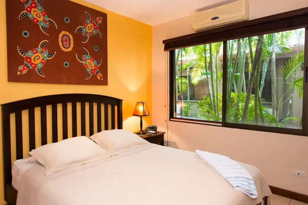 Cozy Ground-Floor Condo with Community Pool, Rancho and Lush Garden Views
