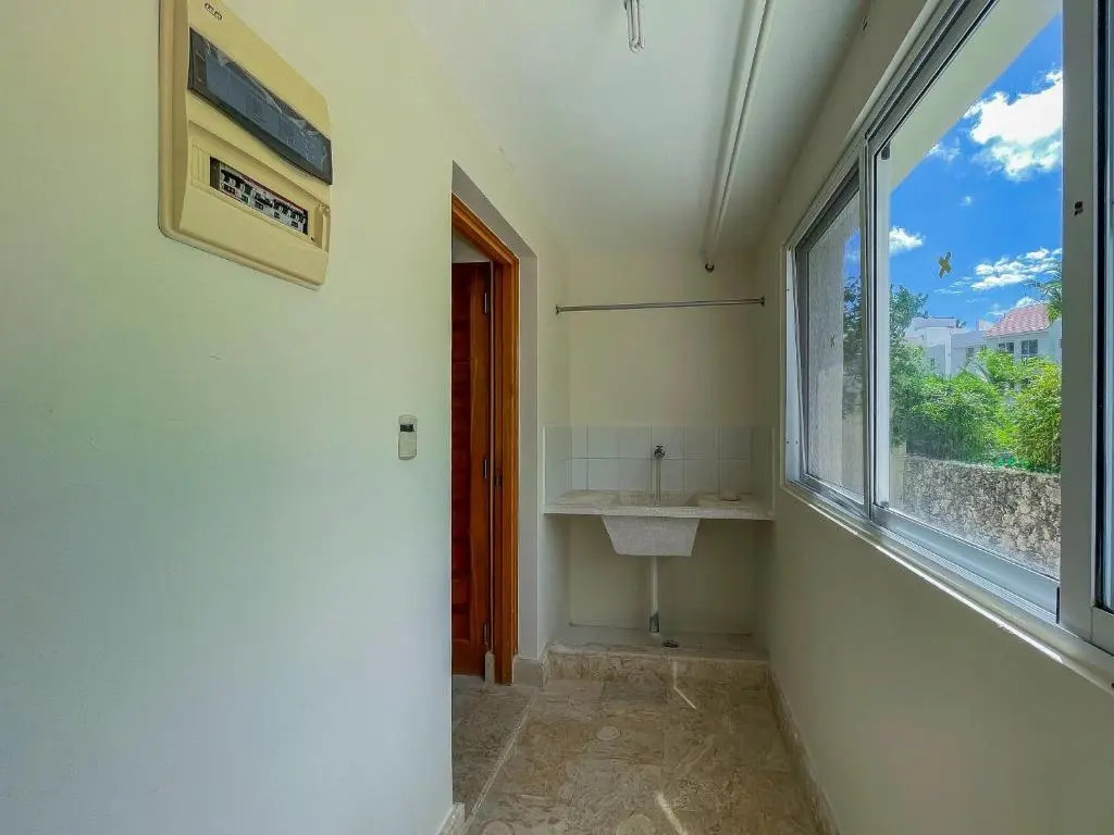 Great 2 BR apartment only 30 seconds walking distance from the beach - BRA1