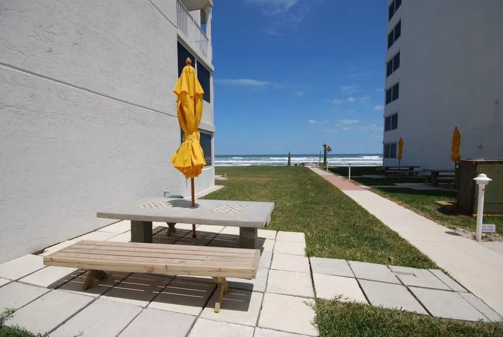 The Smyrna Beach Club 808A Apartment 1