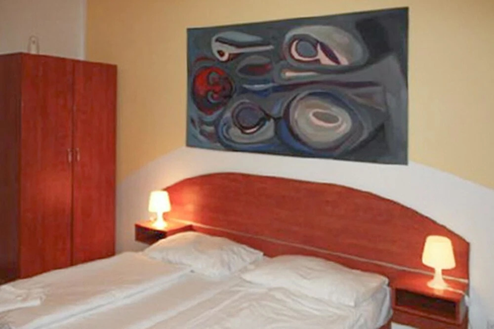 Apartment With one Bedroom in Prague, With Wifi