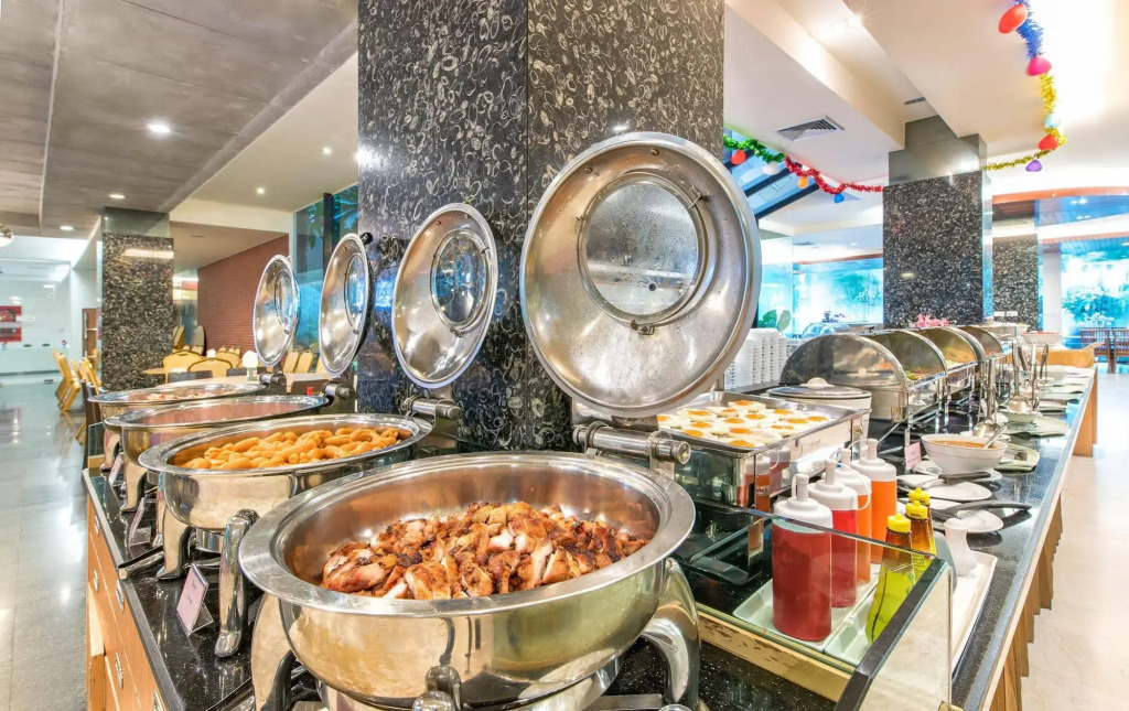 Buri Sriphu Hotel