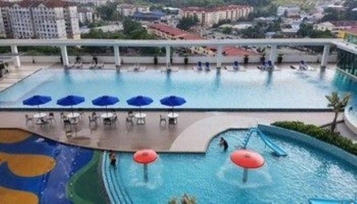 Amerin Mall & Suites