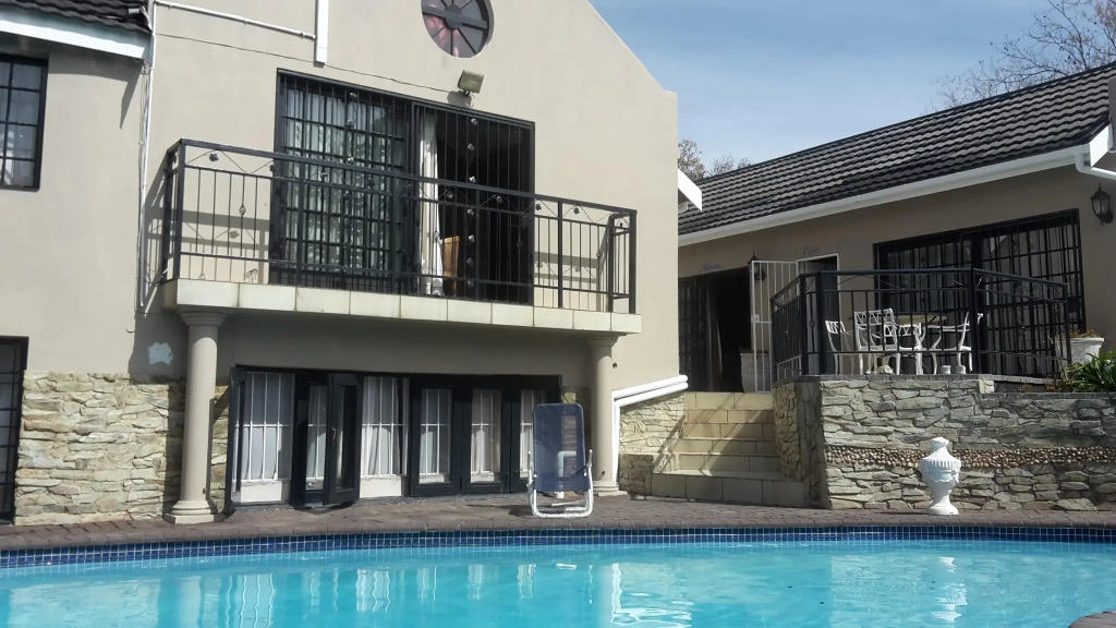 Muco Guest House