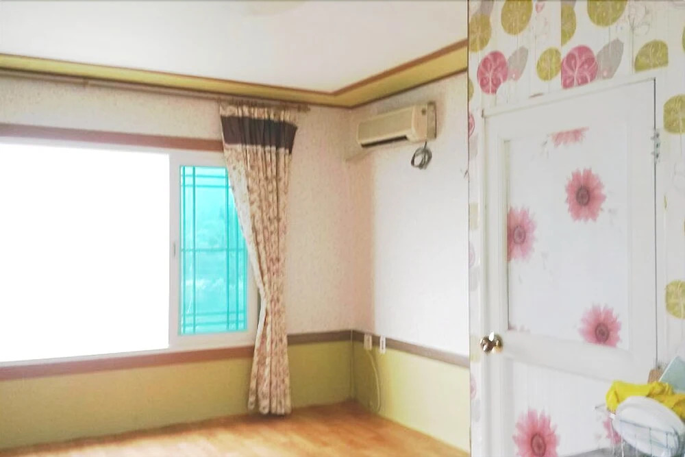 Yeosu Hyangilam Jeonmangdae Pension