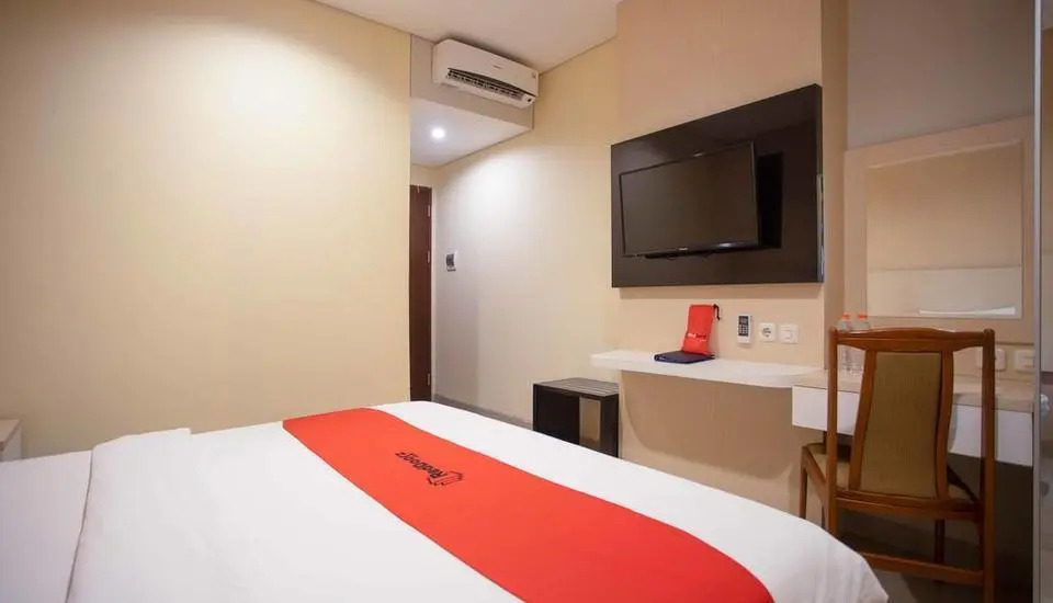 Igloo Hotel Cibitung