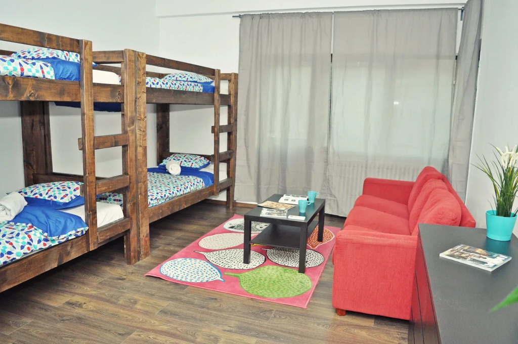 Globe Hostel
