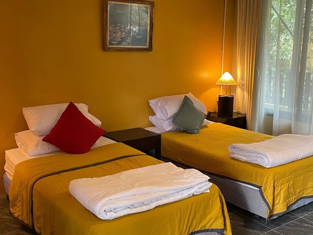 Golden Mango House