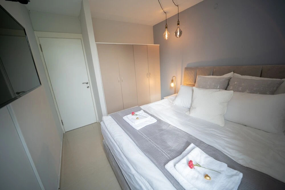 Amazing 3BDR Apartment Prime Location