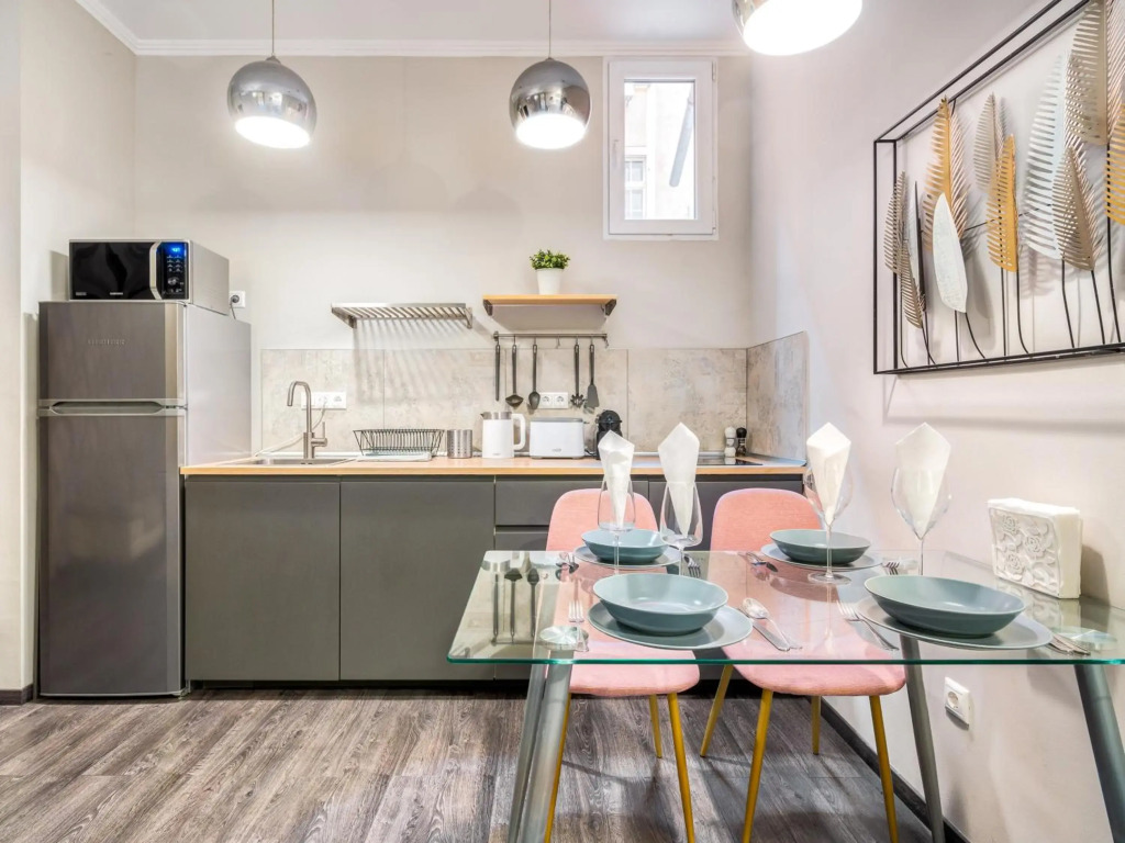 Akácfa 13 Center Budapest 2 Bedroom Apartment