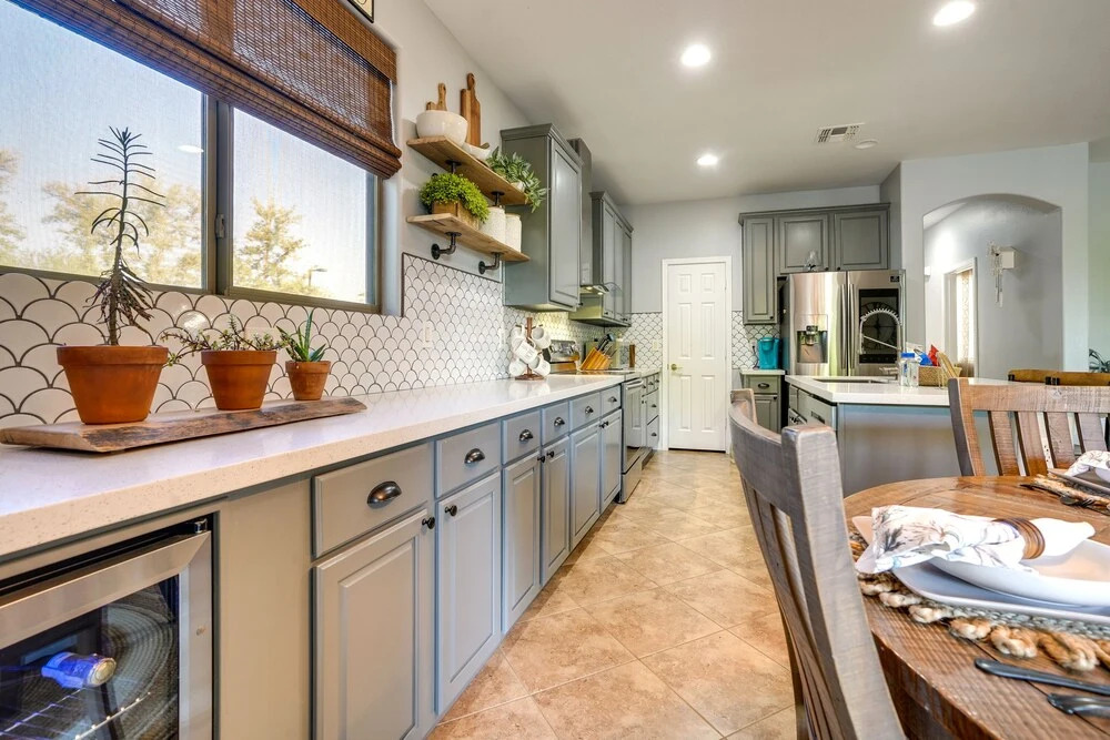 'sunny V' Arizona Retreat w/ Private Pool & Patio