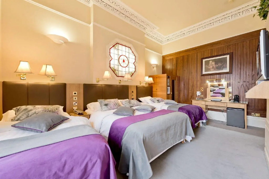 Roxford Lodge Hotel