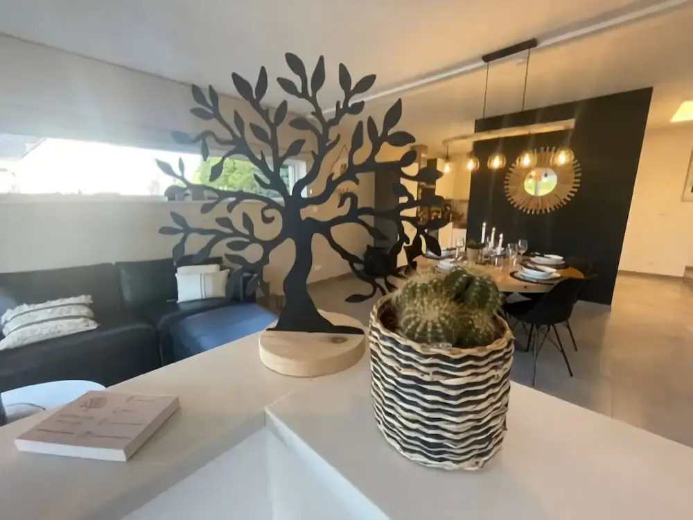 Modern house in Jalhay with terrace