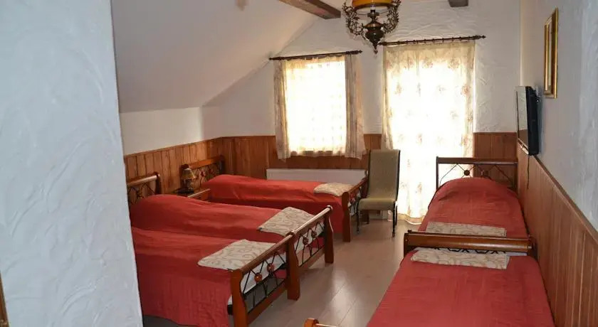 Svečių namai Alėjos Ąžuolas